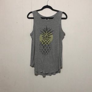 ⭐️ Pineapple Tank Top
